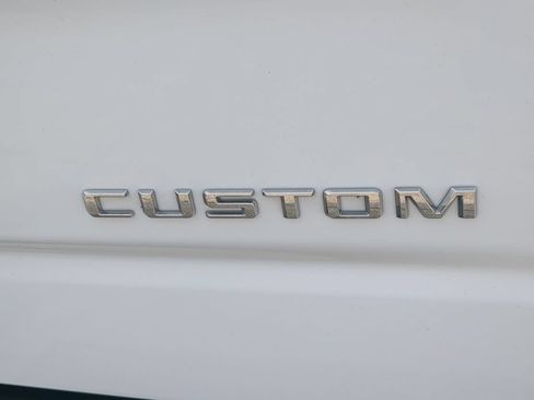 Used 2023 Chevrolet Silverado 1500 Custom RWD image 10