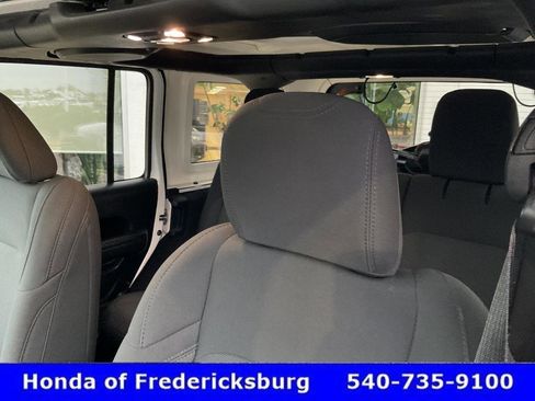 Used 2021 Jeep Wrangler Unlimited Sport AWD/4WD image 30
