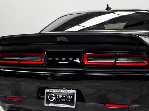 Used 2023 Dodge Challenger SRT Hellcat w/ Driver Convenience Group image 13