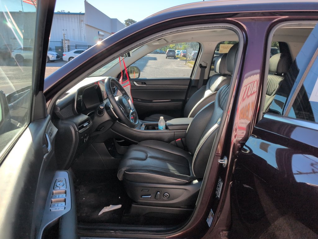 Used 2024 Hyundai Palisade Limited FWD image 10
