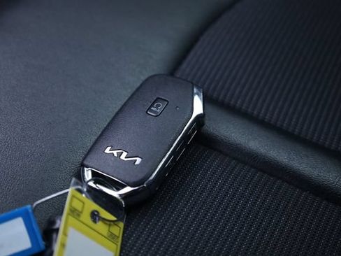 Used 2022 Kia K5 GT-Line FWD image 24