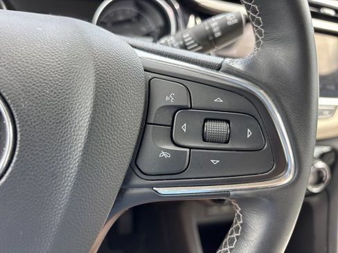 Used 2023 Buick Encore GX Preferred w/ Cold Weather Comfort Package FWD image 25