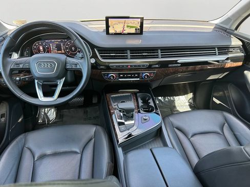 Used 2019 Audi Q7 3.0T Prestige w/ Prestige Package AWD/4WD image 15