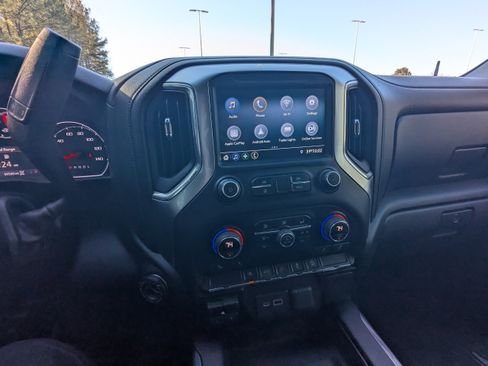 Used 2020 Chevrolet Silverado 1500 RST image 4