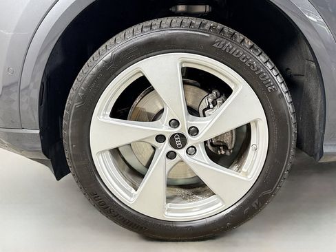 Certified 2025 Audi Q5 Premium Plus w/ Premium Plus AWD/4WD image 28