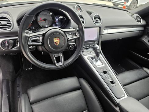 Certified 2024 Porsche 718 Boxster S RWD image 4
