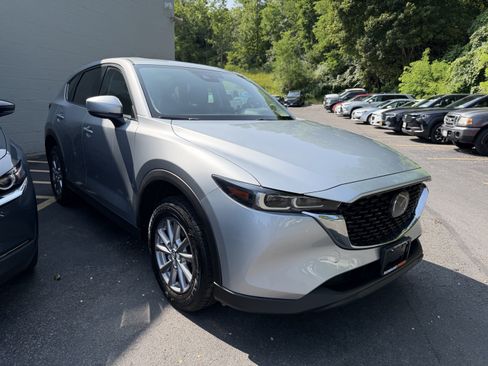 Used 2023 MAZDA CX-5 AWD 2.5 S image 2