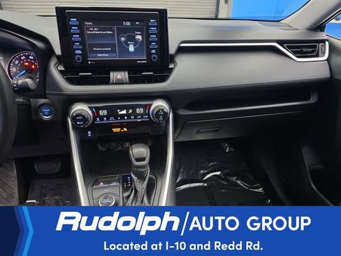 Used 2021 Toyota RAV4 XLE w/ Convenience Package AWD/4WD image 20
