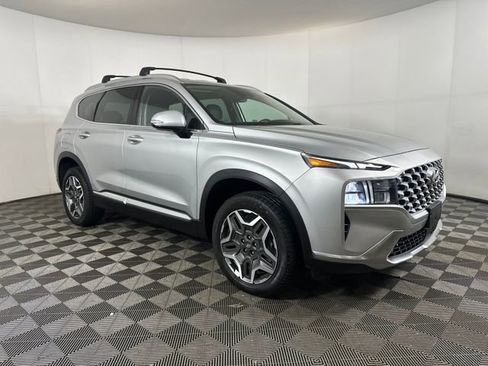 Used 2023 Hyundai Santa Fe SEL Convenience image 2