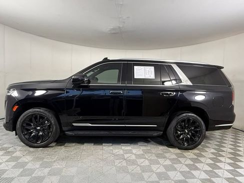 Used 2021 Cadillac Escalade Premium Luxury w/ LPO, Illumination Package AWD/4WD image 7