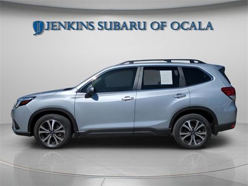 Used 2023 Subaru Forester Limited image 5