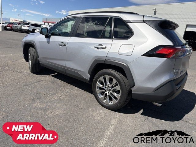 Used 2021 Toyota RAV4 XLE Premium AWD/4WD image 18