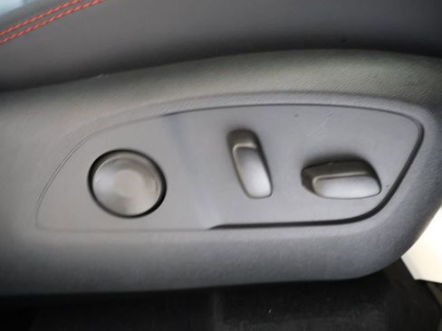 New 2026 Chevrolet Traverse RS image 41