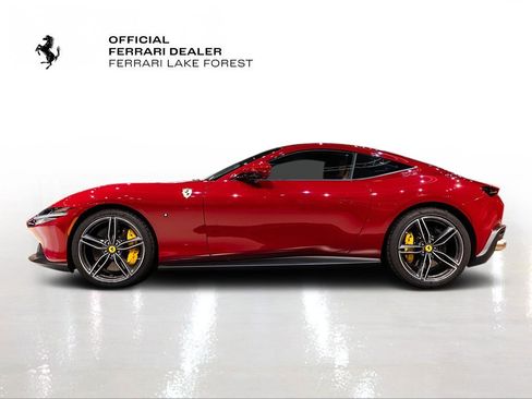 Used 2021 Ferrari Roma image 3