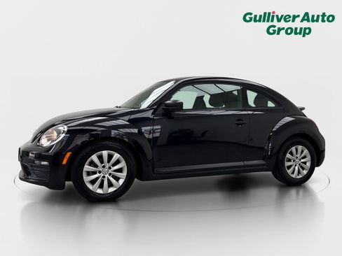 Used 2018 Volkswagen Beetle 2.0T S FWD image 2