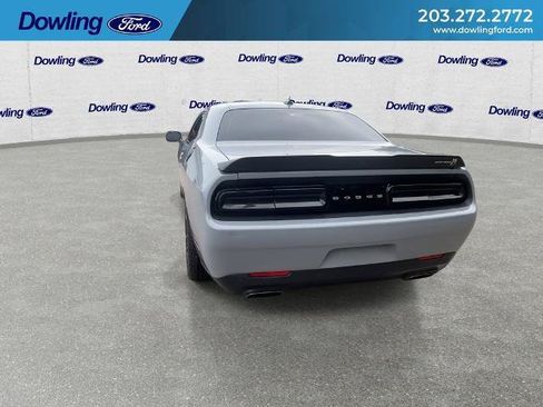 Used 2022 Dodge Challenger R/T Scat Pack RWD image 8
