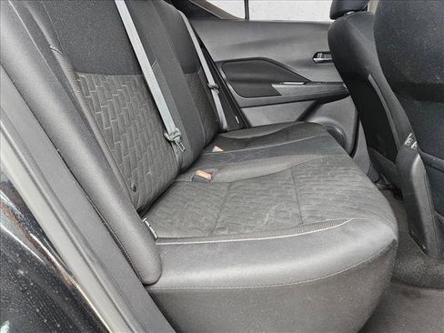 Used 2024 Nissan Kicks SV FWD image 18