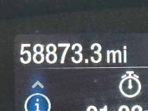 Used 2022 Ford Escape SE w/ SE Sport Appearance Package image 24