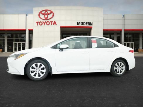 New 2026 Toyota Corolla LE image 8