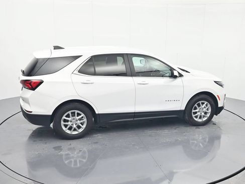 Used 2024 Chevrolet Equinox LT AWD/4WD image 31
