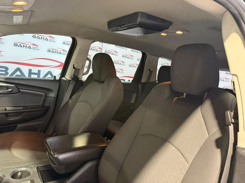 Used 2012 Chevrolet Traverse LT FWD image 23