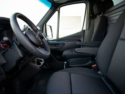 New 2026 Mercedes-Benz Sprinter 3500 image 13