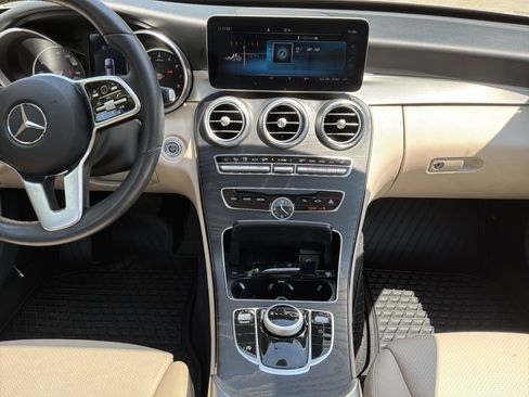 Used 2019 Mercedes-Benz C 300 4MATIC Sedan image 30