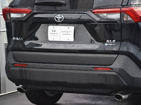 Used 2025 Toyota RAV4 XLE image 27