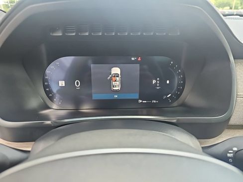 Used 2026 Volvo XC90 B6 Plus AWD/4WD image 16