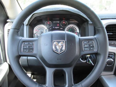 Used 2016 RAM 1500 Big Horn RWD image 22