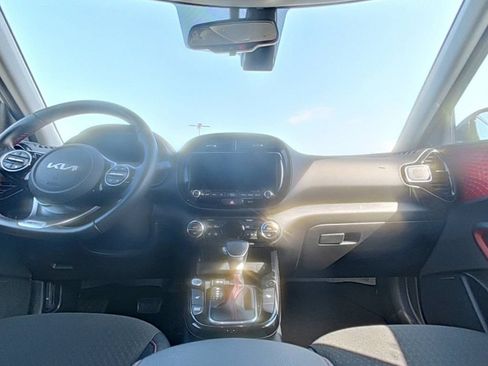 Used 2023 Kia Soul GT-Line w/ GT-Line Technology Package FWD image 29