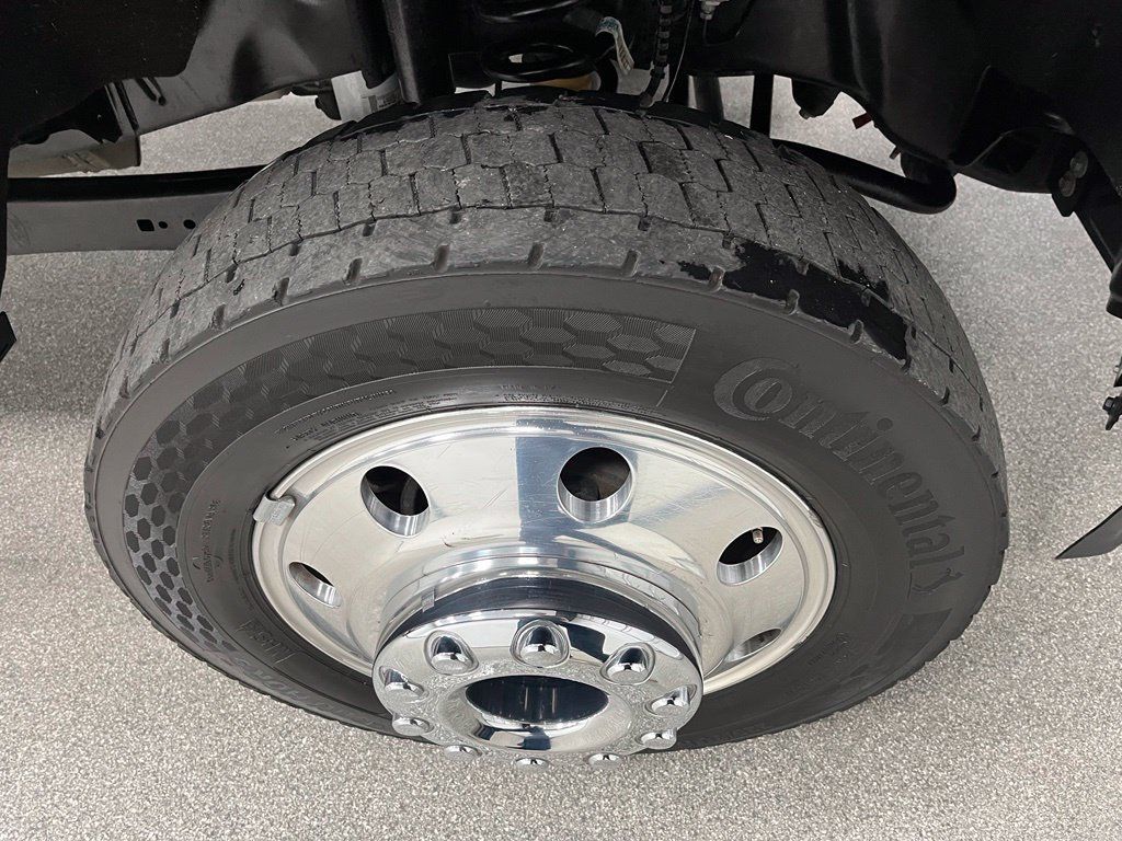 Used 2025 Ford F450 King Ranch AWD/4WD image 15