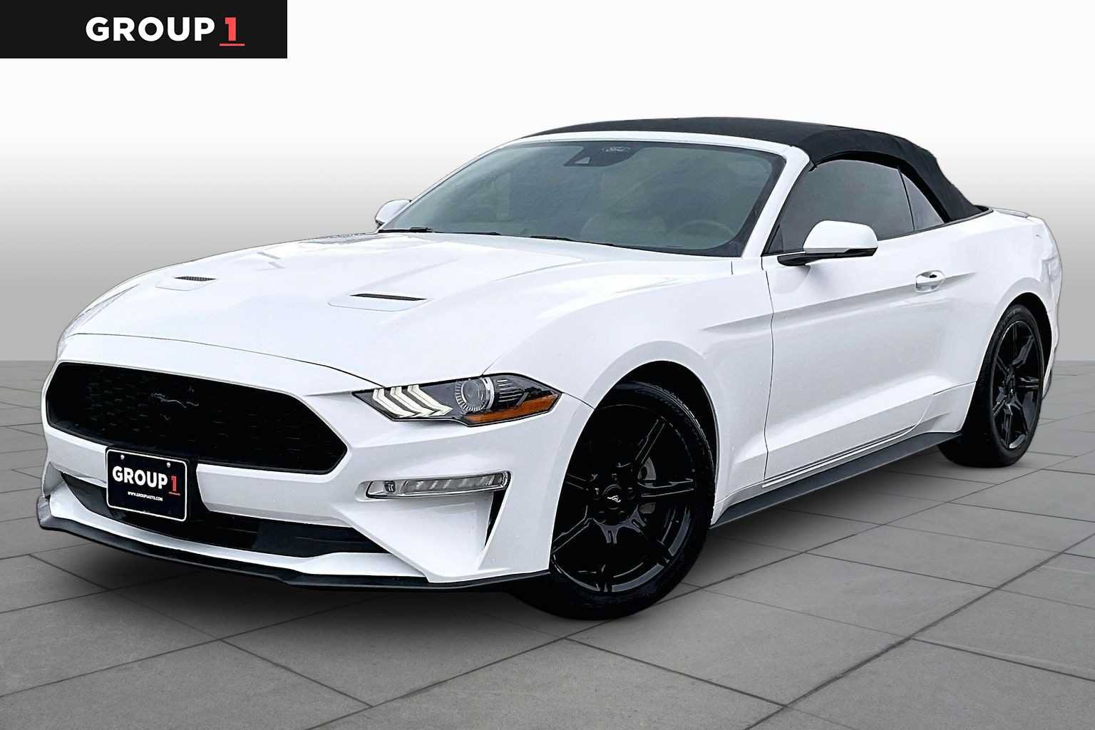 Used 2019 Ford Mustang Premium w/ Ford Safe & Smart Package RWD image 1