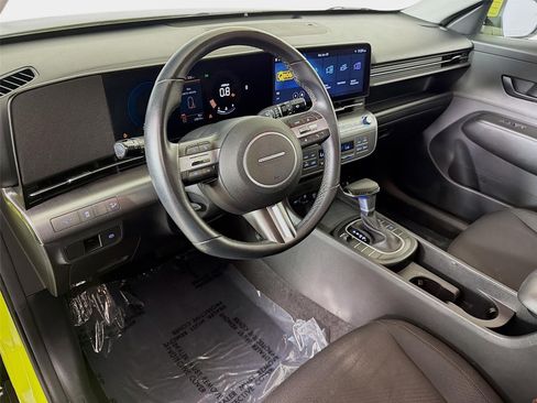 Certified 2024 Hyundai Kona SEL FWD image 9