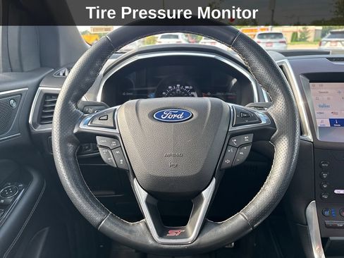 Used 2020 Ford Edge ST w/ Equipment Group 401A AWD/4WD image 25