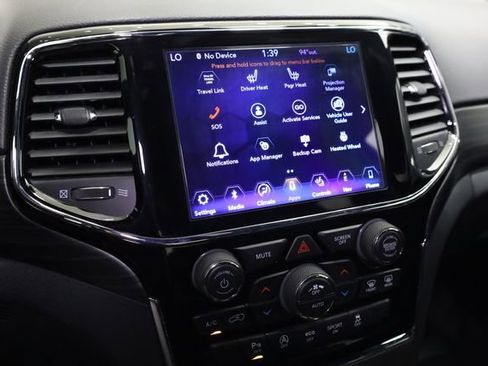 Used 2019 Jeep Grand Cherokee Altitude image 19