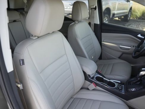 Used 2015 Ford Escape Titanium image 19