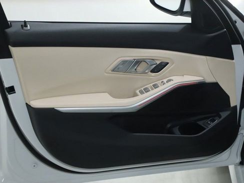 Certified 2025 BMW 330i xDrive Sedan w/ Premium Package image 15