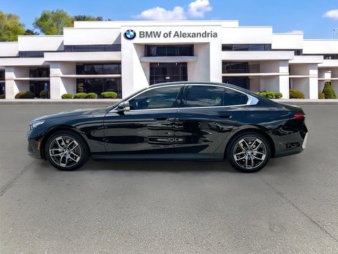Used 2026 BMW i5 eDrive40 AWD/4WD image 4