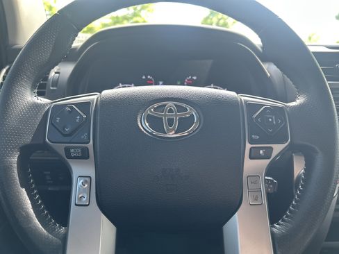 Used 2022 Toyota 4Runner SR5 RWD image 19