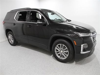 Used 2022 Chevrolet Traverse LT
