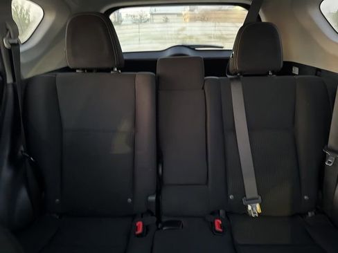 Used 2013 Toyota RAV4 XLE AWD/4WD image 37