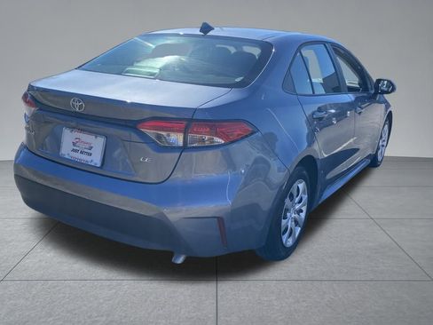 Used 2025 Toyota Corolla LE image 16