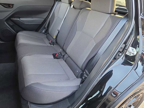 Used 2024 Subaru Crosstrek 2.0i image 19