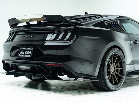 Used 2021 Ford Mustang GT Premium w/ GT Performance Package RWD image 14