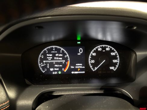Used 2025 Honda HR-V Sport image 21