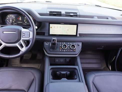 Used 2024 Land Rover Defender 110 S AWD/4WD image 29