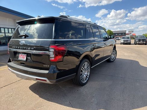 Used 2024 Ford Expedition Max Limited AWD/4WD image 8