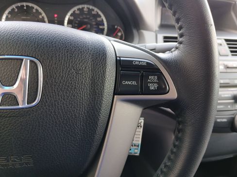 Used 2010 Honda Accord EX-L image 11