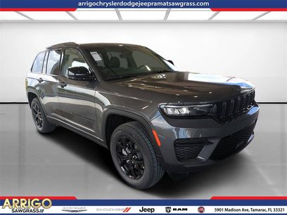 New 2025 Jeep Grand Cherokee Altitude